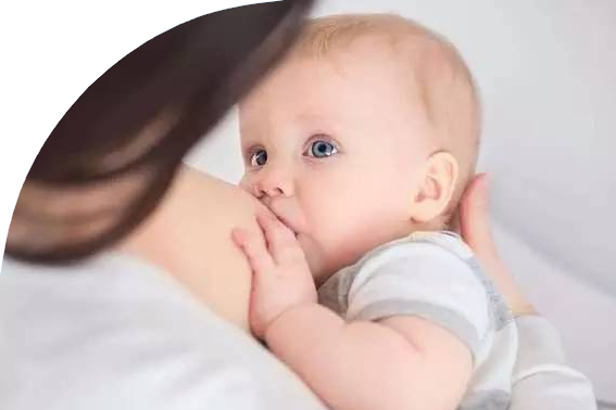 為什么母乳寶寶長得小，奶粉寶寶長的胖大？